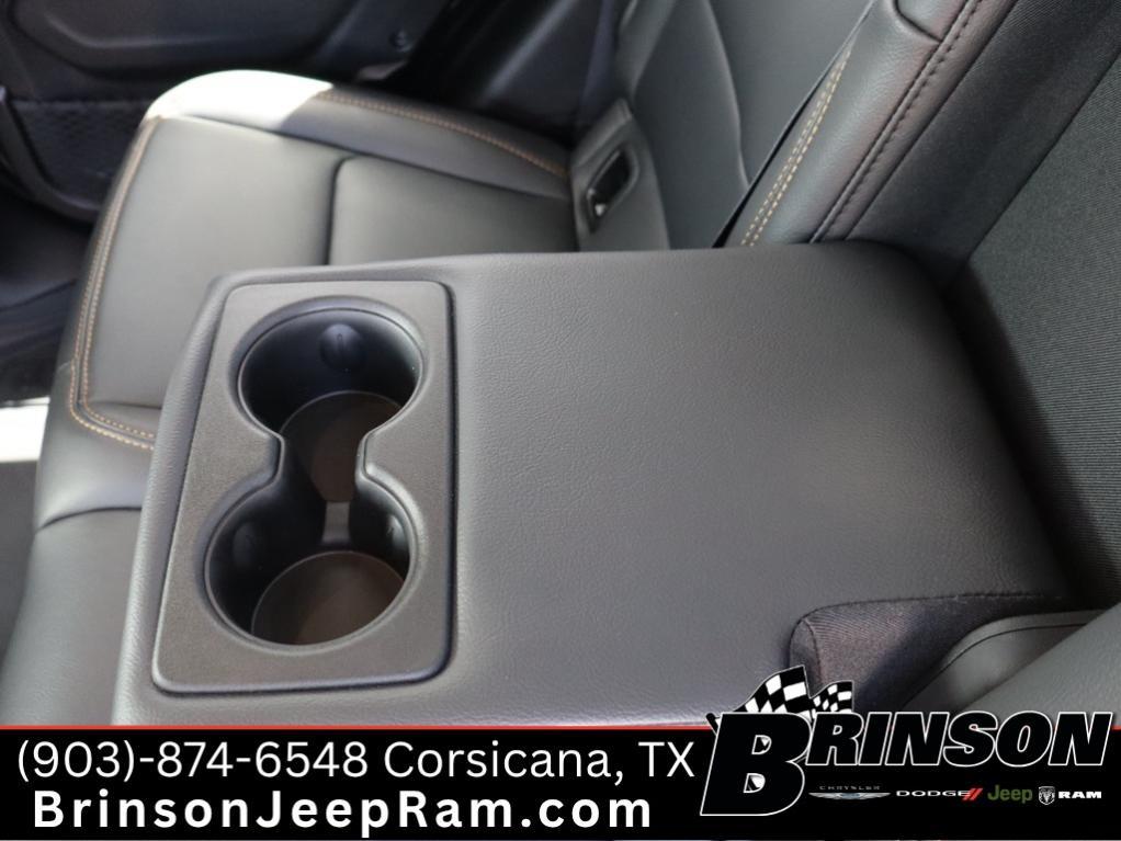 new 2025 Jeep Gladiator car, priced at $41,165