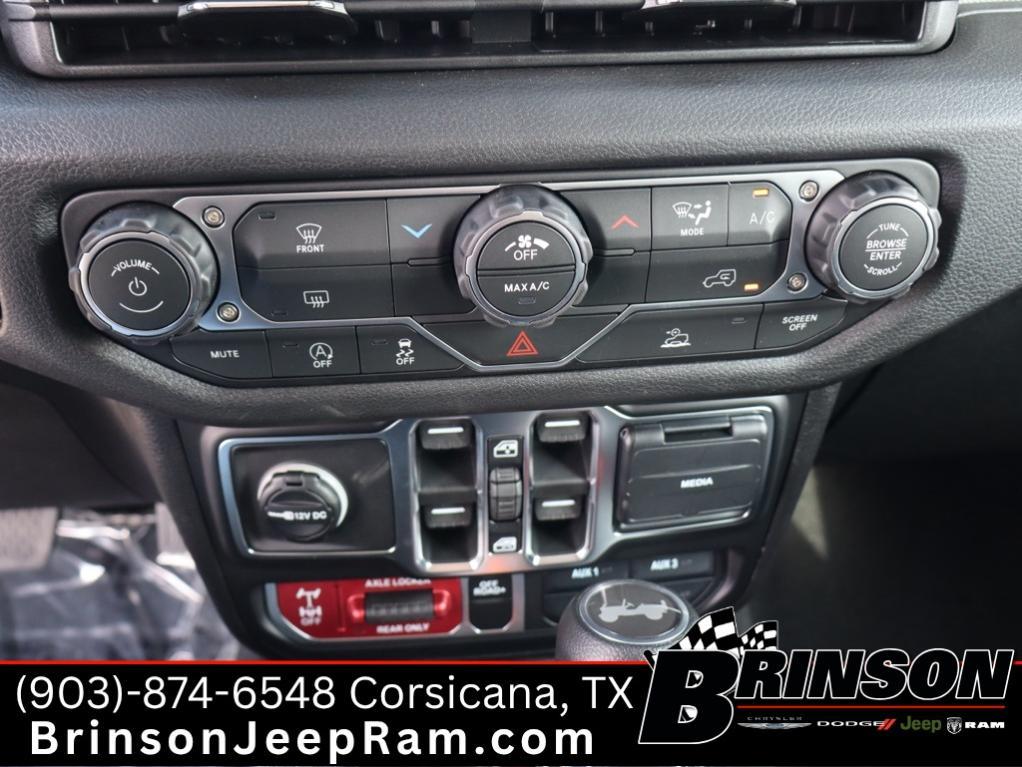 new 2026 Jeep Wrangler car, priced at $53,100