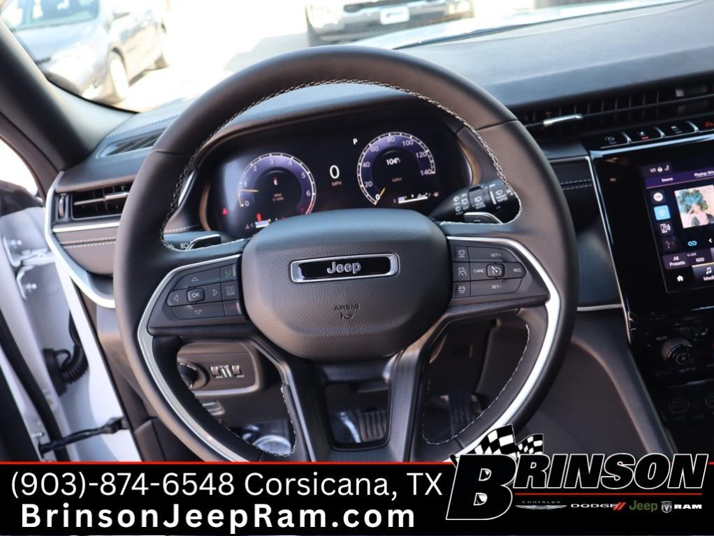 new 2025 Jeep Grand Cherokee car, priced at $39,747