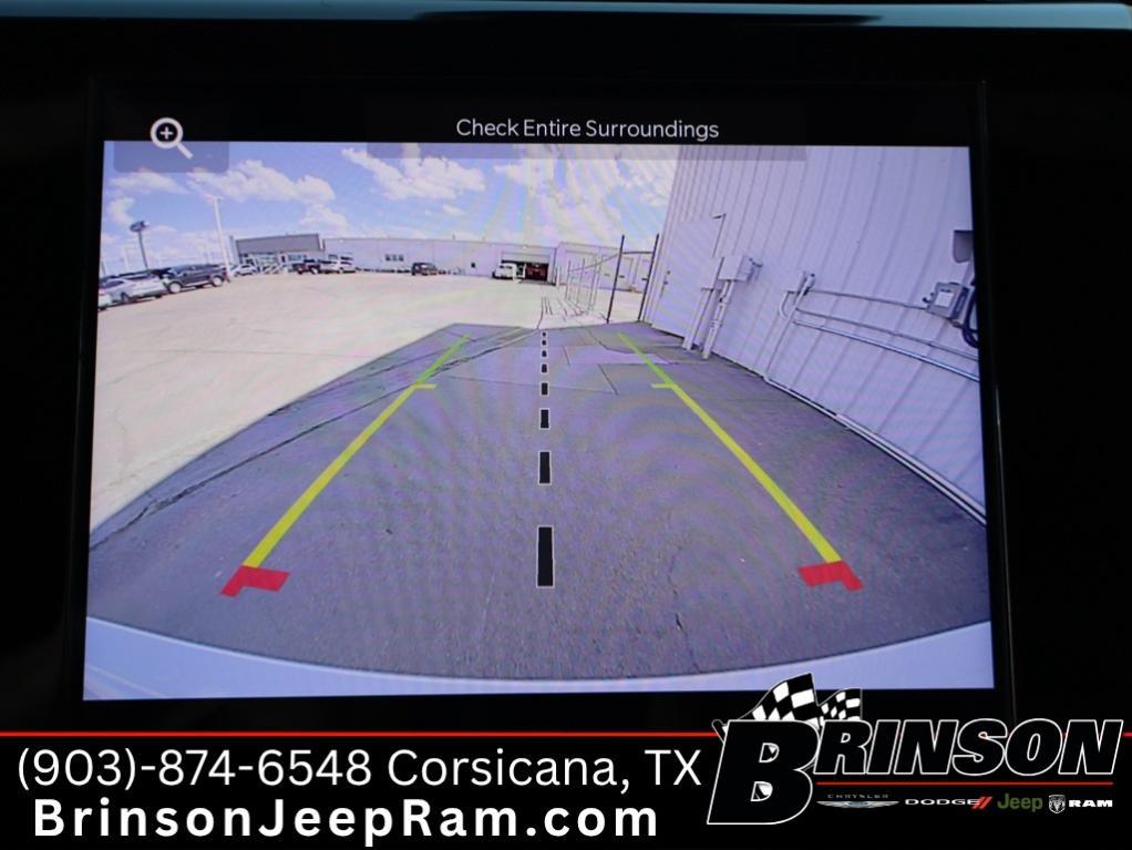 new 2025 Jeep Grand Cherokee car, priced at $39,747