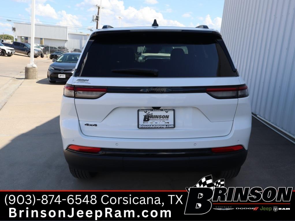 new 2025 Jeep Grand Cherokee car, priced at $39,747