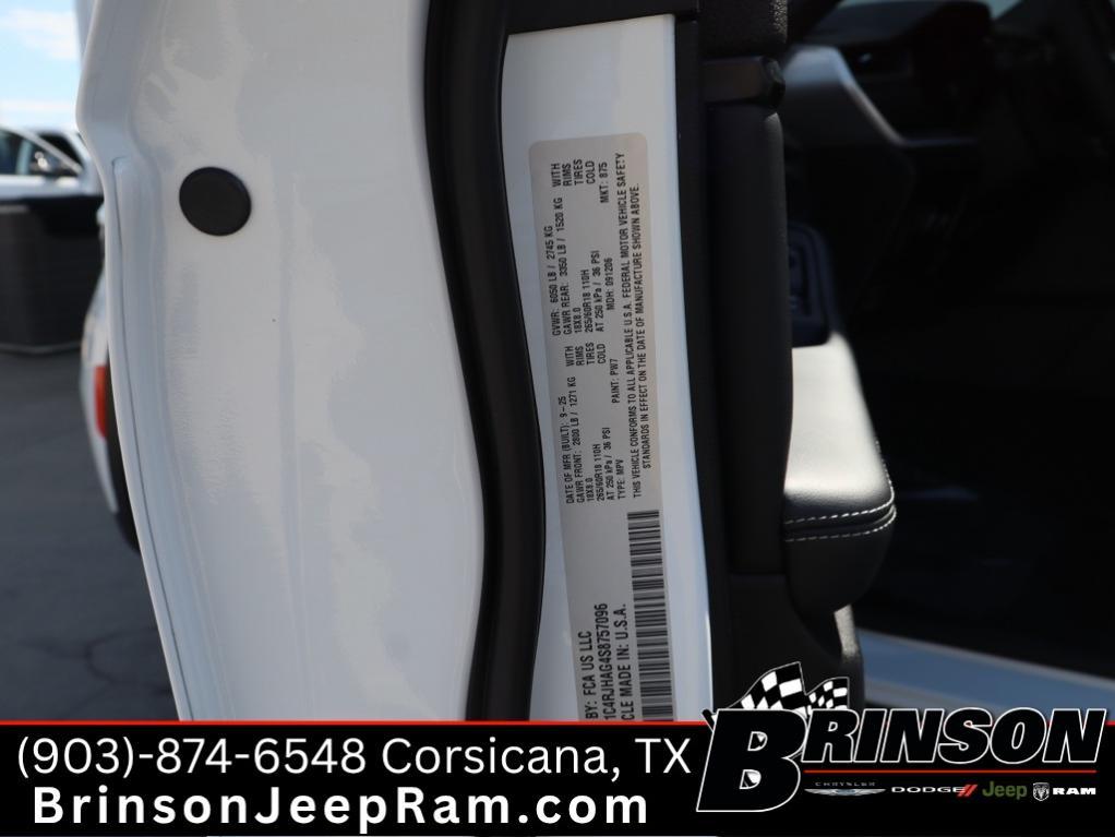 new 2025 Jeep Grand Cherokee car, priced at $39,747