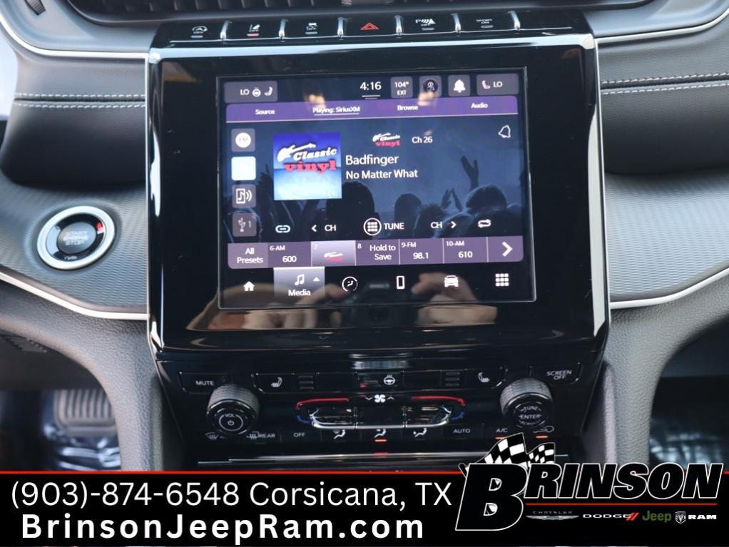 new 2025 Jeep Grand Cherokee car, priced at $39,747