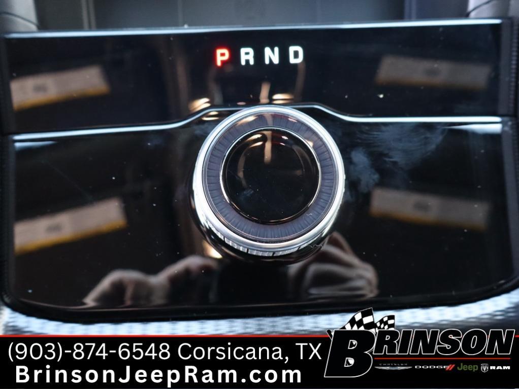 new 2025 Jeep Grand Cherokee car, priced at $39,747