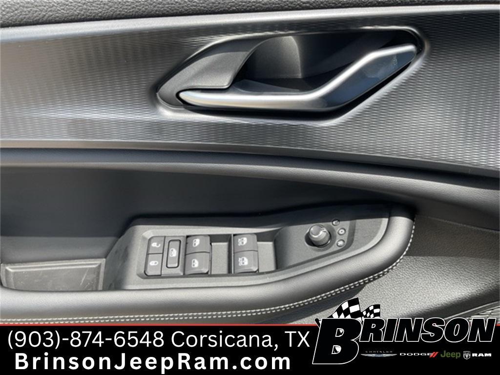 new 2025 Jeep Grand Cherokee L car, priced at $37,139