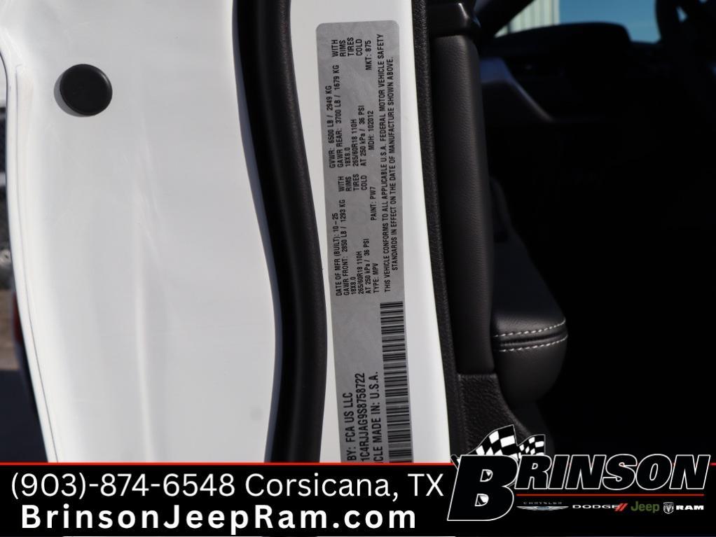 new 2025 Jeep Grand Cherokee L car, priced at $40,497