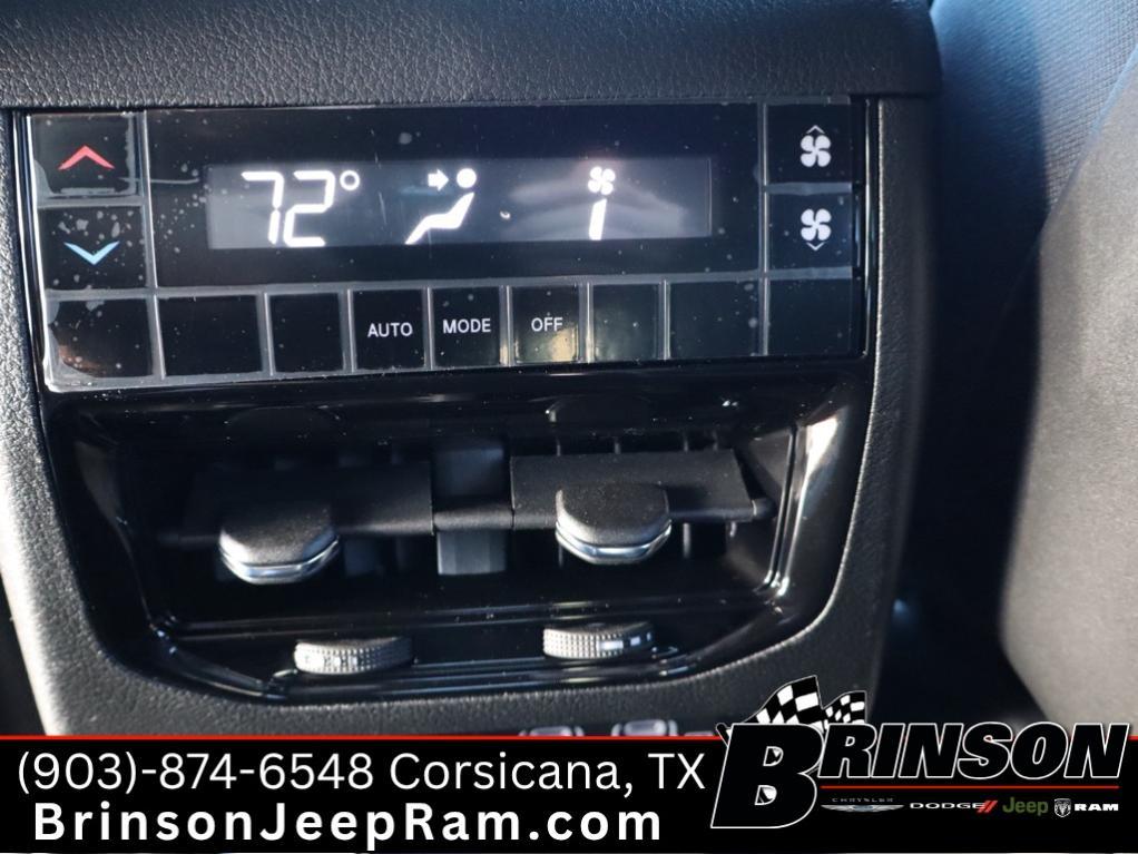 new 2025 Jeep Grand Cherokee L car, priced at $40,497