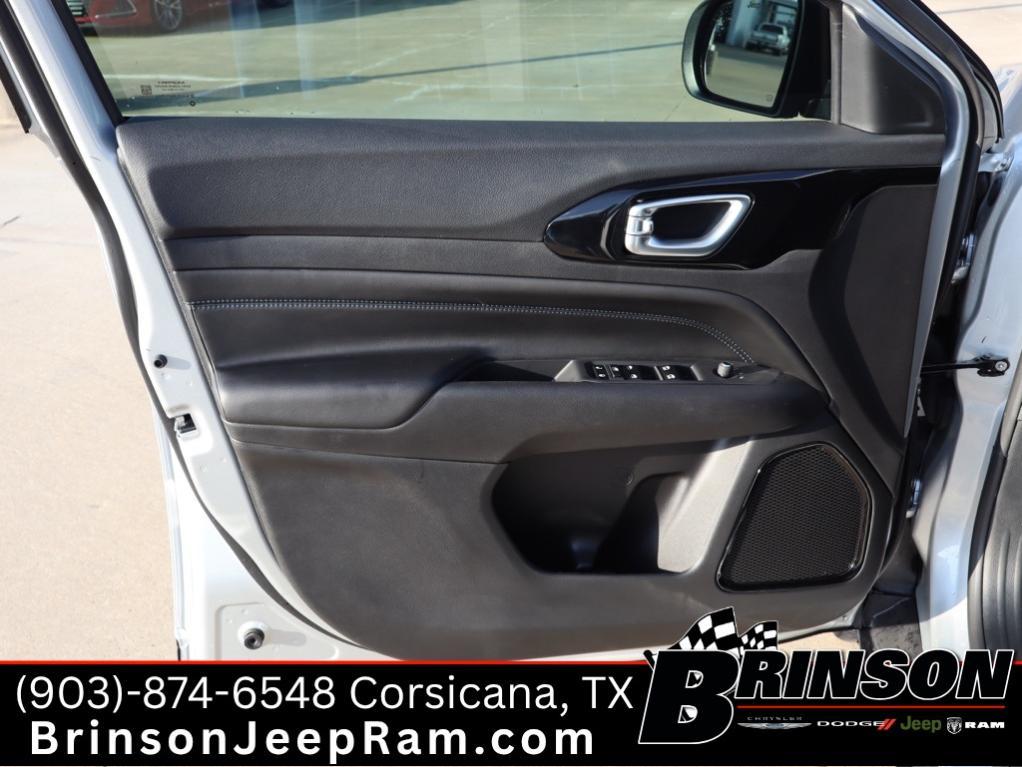 new 2026 Jeep Compass car, priced at $30,497