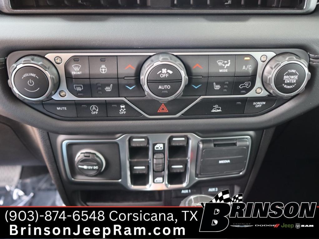 new 2025 Jeep Gladiator car, priced at $45,515