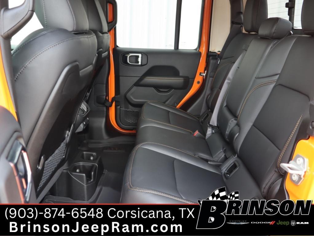 new 2025 Jeep Gladiator car, priced at $45,515