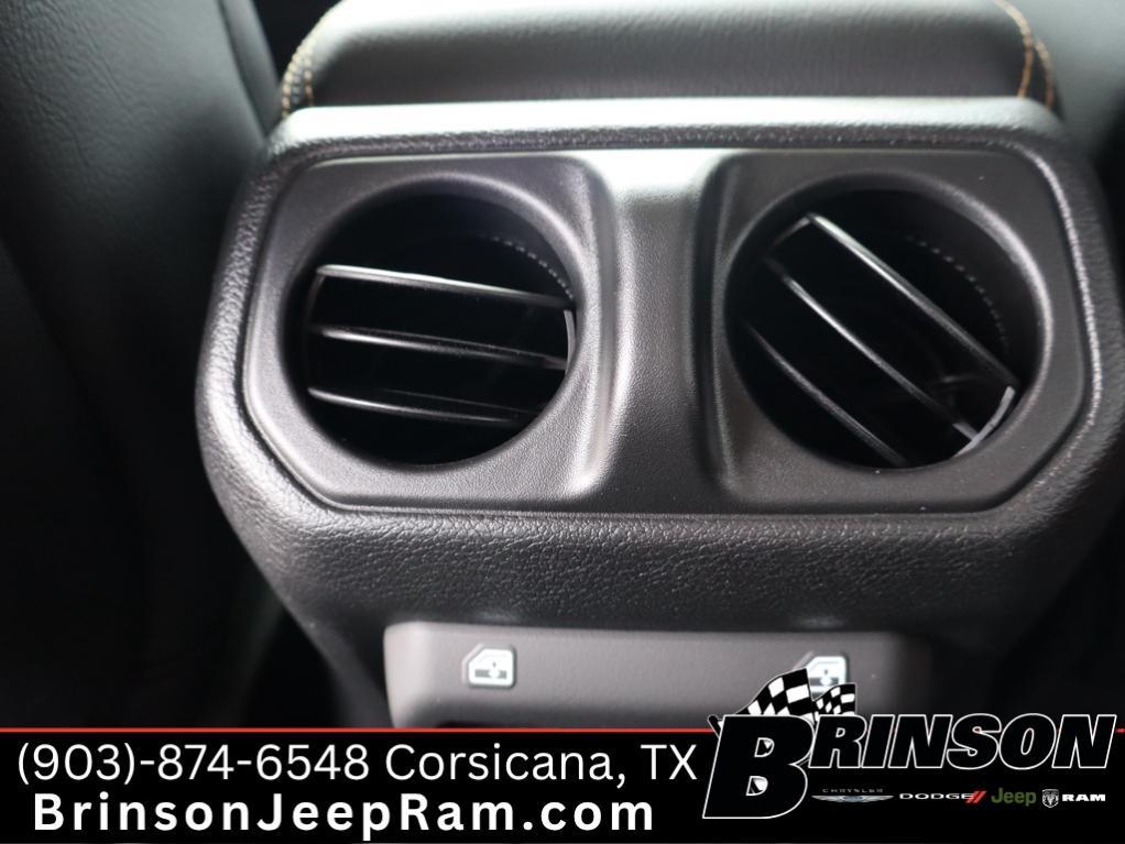 new 2025 Jeep Gladiator car, priced at $45,515