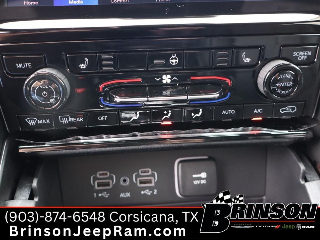 new 2025 Jeep Grand Cherokee L car, priced at $45,725