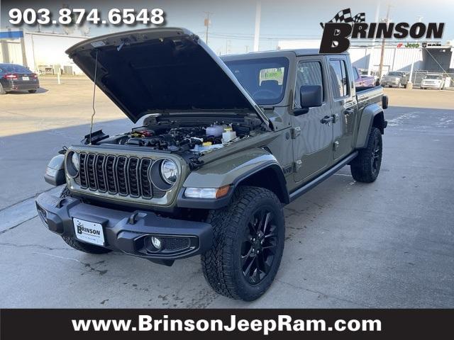 new 2025 Jeep Gladiator car, priced at $41,585