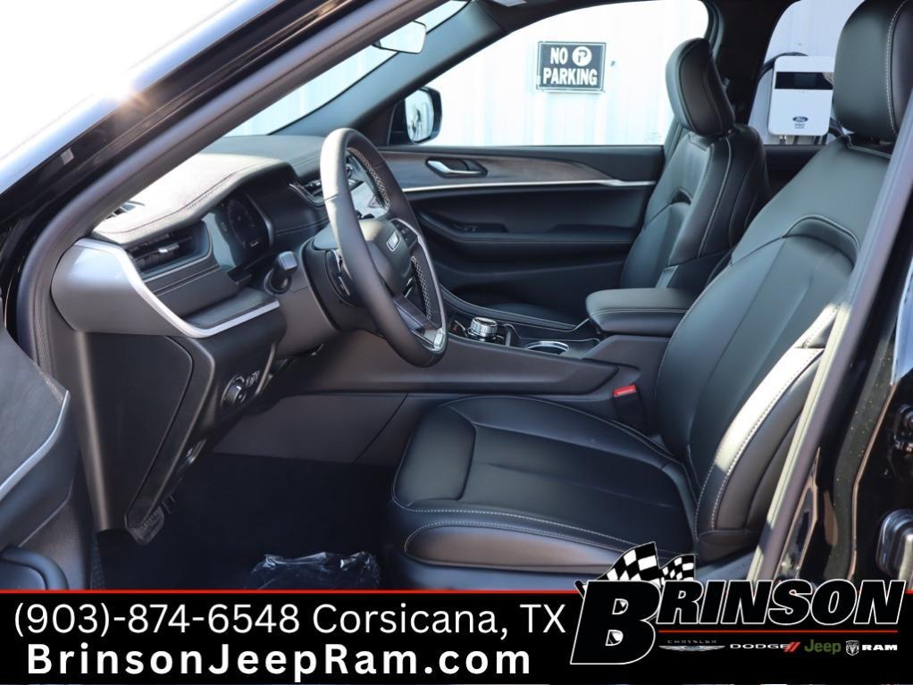 new 2025 Jeep Grand Cherokee L car, priced at $44,497