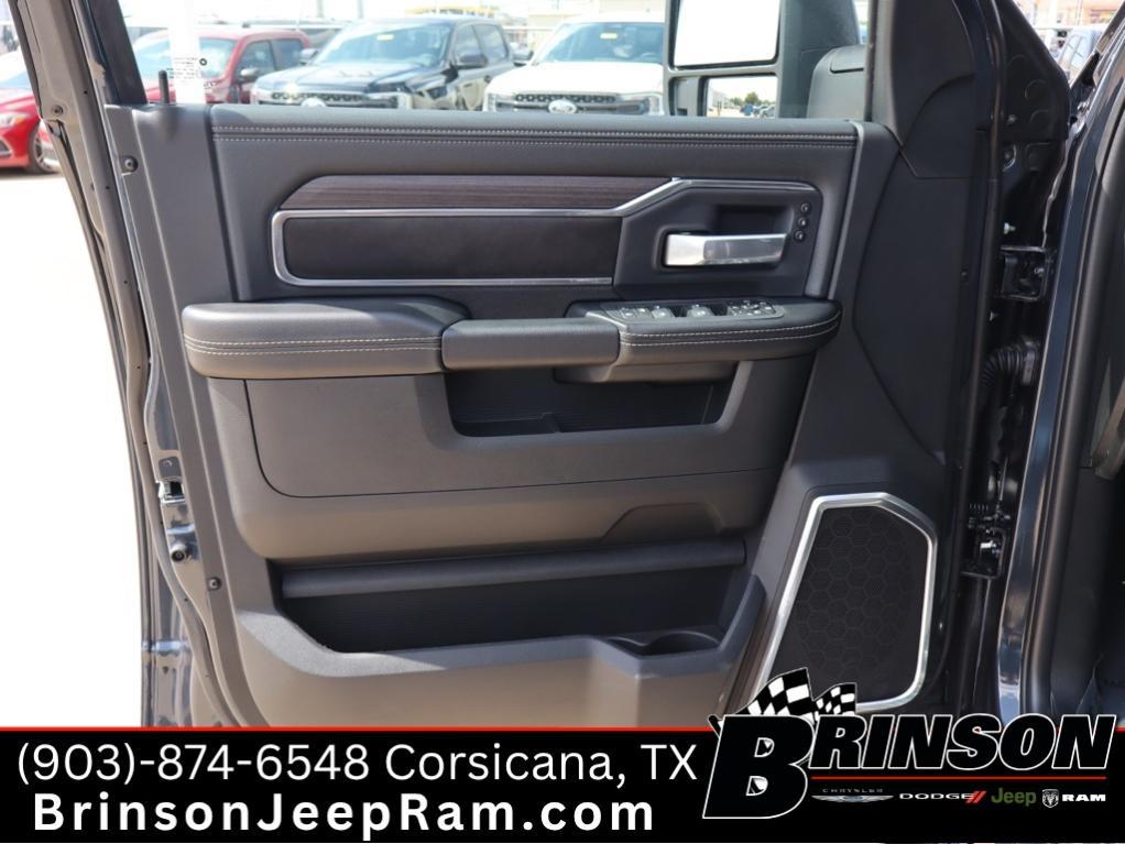 new 2025 Ram 3500 car, priced at $83,760
