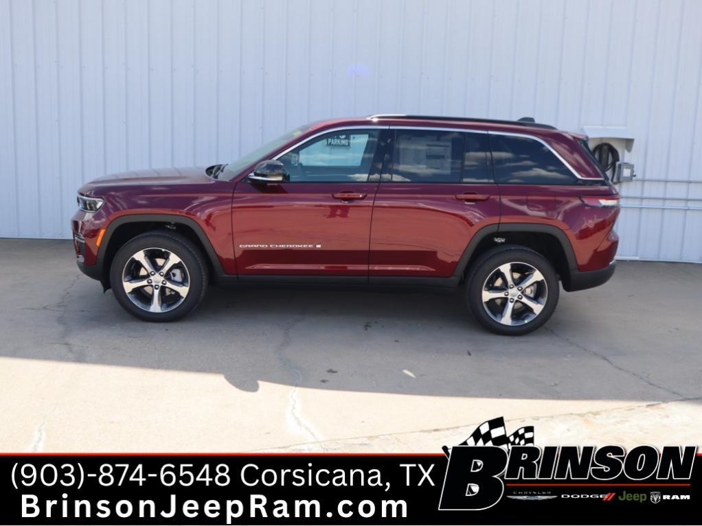 new 2025 Jeep Grand Cherokee car, priced at $40,347