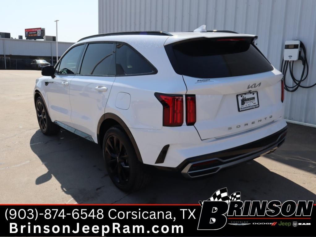 used 2022 Kia Sorento car, priced at $29,697