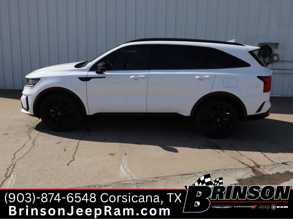used 2022 Kia Sorento car, priced at $29,697
