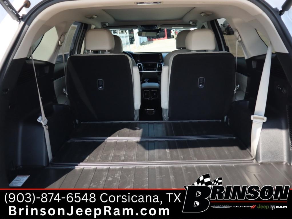 used 2022 Kia Sorento car, priced at $29,697