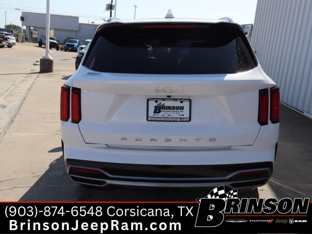 used 2022 Kia Sorento car, priced at $29,697