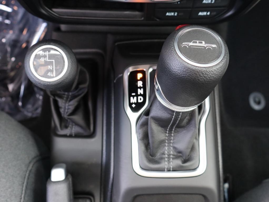 new 2025 Jeep Gladiator car, priced at $39,812