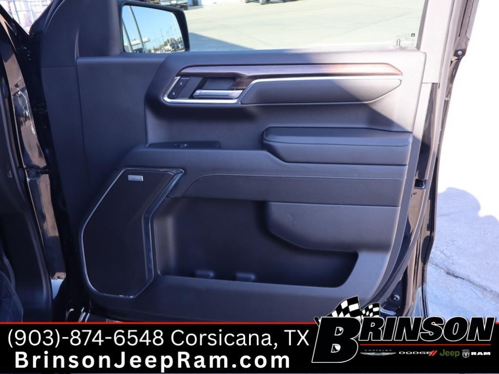 used 2024 Chevrolet Silverado 1500 car, priced at $45,687