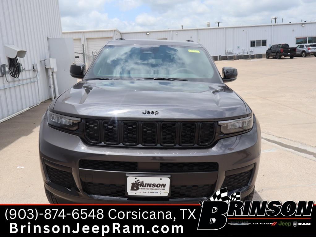 new 2025 Jeep Grand Cherokee L car, priced at $40,077
