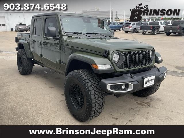 used 2024 Jeep Gladiator car, priced at $38,886