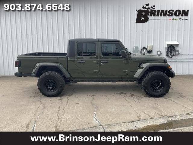 used 2024 Jeep Gladiator car, priced at $38,886