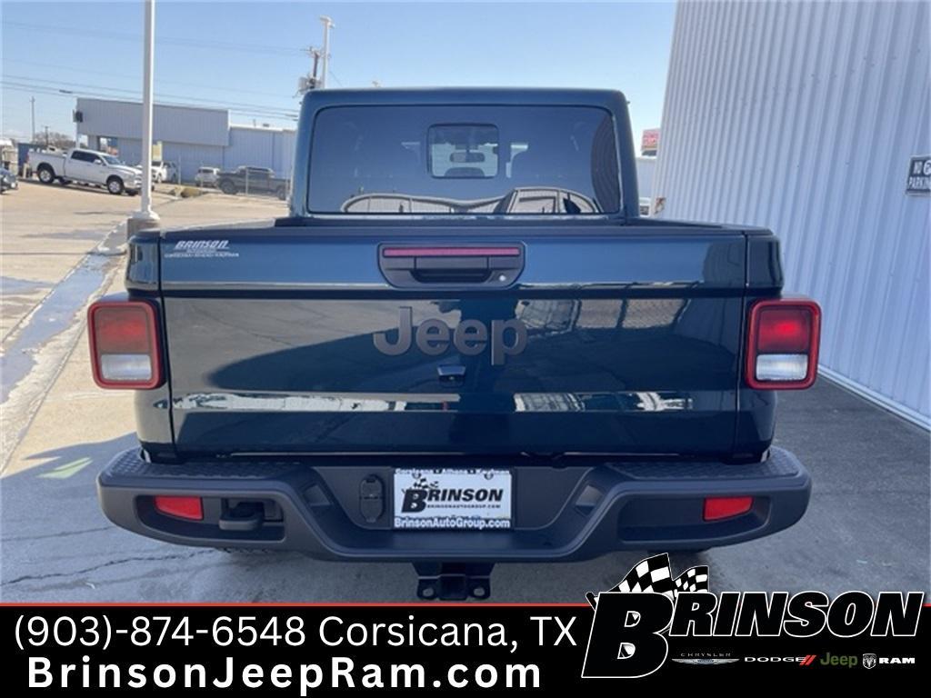 new 2025 Jeep Gladiator car, priced at $40,700