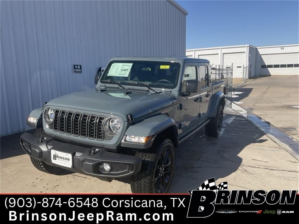 new 2025 Jeep Gladiator car, priced at $40,234