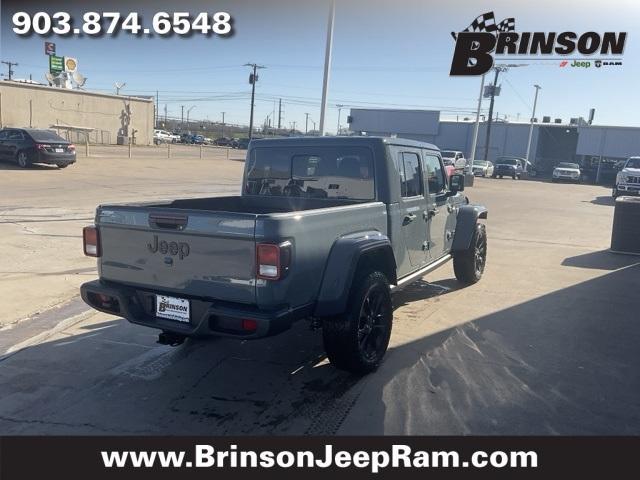 new 2025 Jeep Gladiator car, priced at $41,585