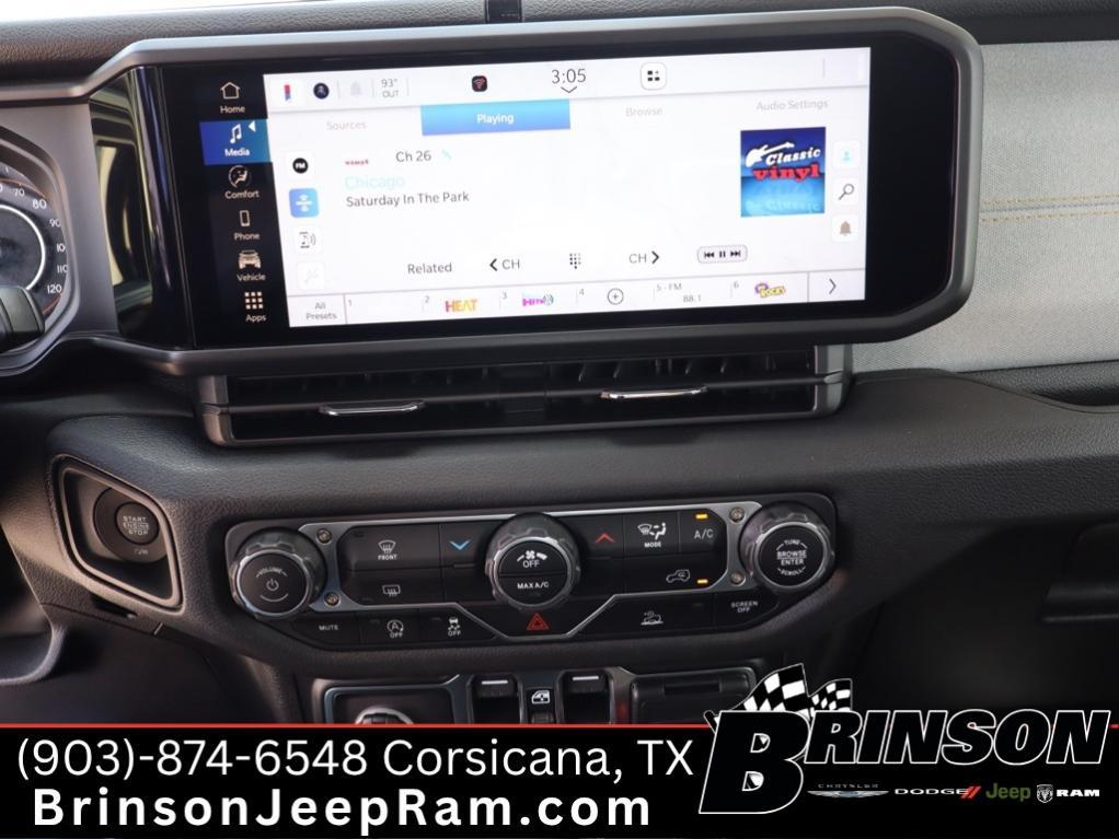 new 2025 Jeep Gladiator car, priced at $40,508