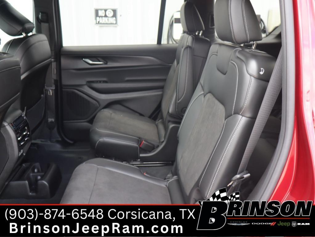 new 2025 Jeep Grand Cherokee L car, priced at $40,172