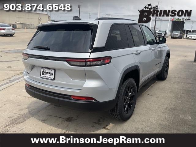 new 2024 Jeep Grand Cherokee car, priced at $43,025