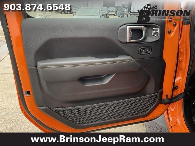 new 2025 Jeep Gladiator car, priced at $41,694