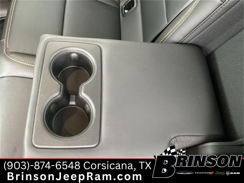 new 2025 Jeep Gladiator car, priced at $41,438