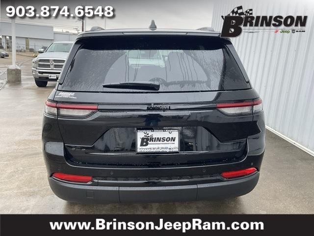 new 2025 Jeep Grand Cherokee car, priced at $41,375