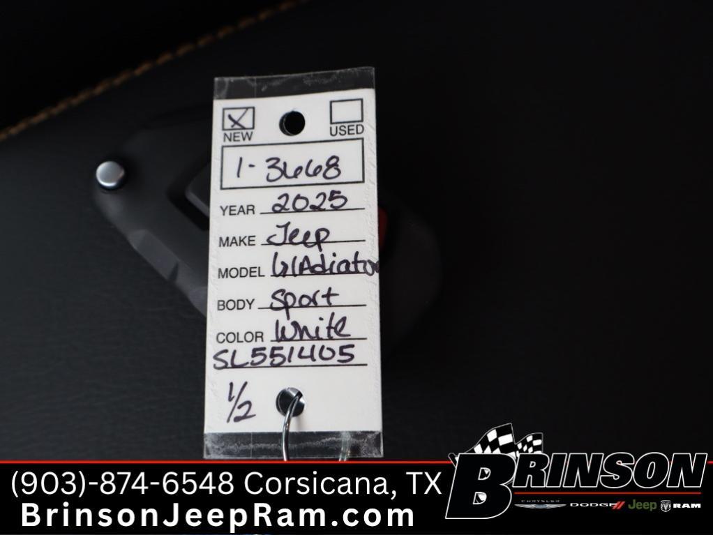 new 2025 Jeep Gladiator car, priced at $42,747