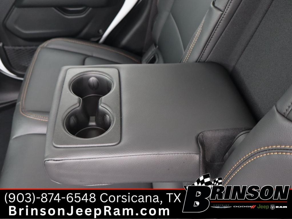 new 2025 Jeep Gladiator car, priced at $42,747