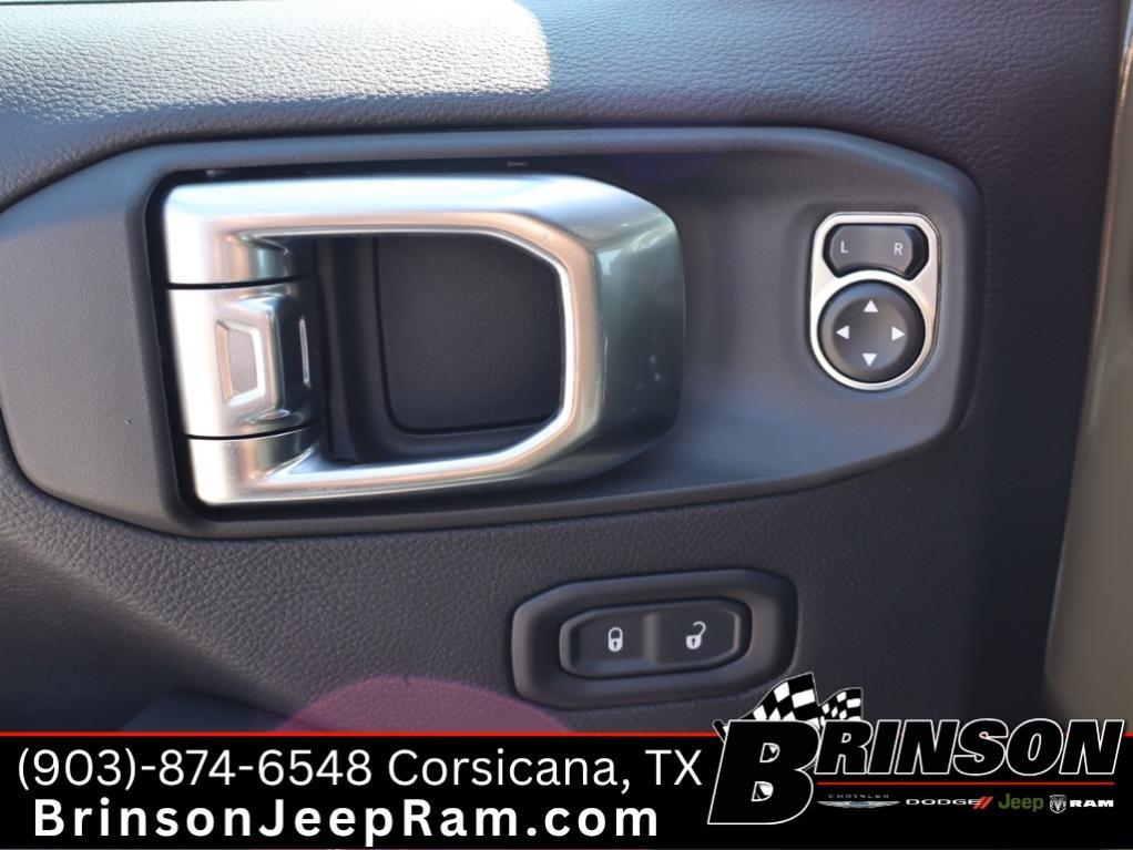 new 2025 Jeep Wrangler car, priced at $96,997