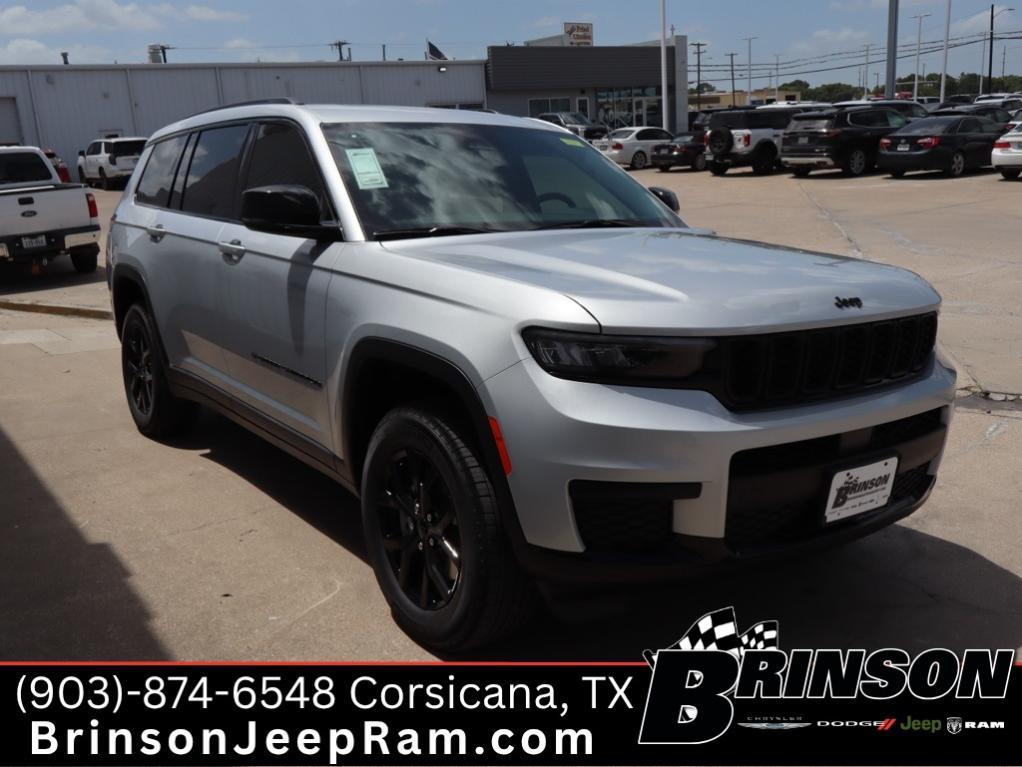 new 2025 Jeep Grand Cherokee L car, priced at $41,072