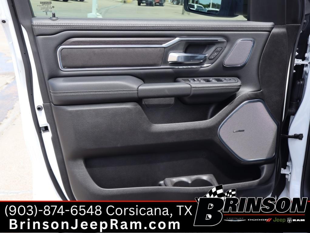 new 2025 Ram 1500 car, priced at $61,555
