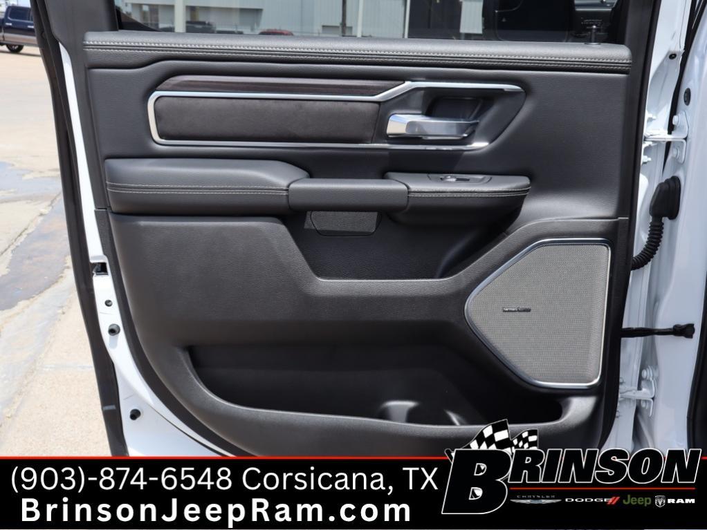 new 2025 Ram 1500 car, priced at $61,555