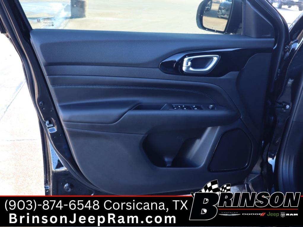 new 2026 Jeep Compass car, priced at $32,350