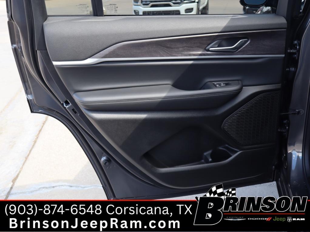 new 2025 Jeep Grand Cherokee L car, priced at $45,497