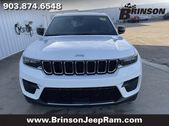 new 2025 Jeep Grand Cherokee car, priced at $37,625