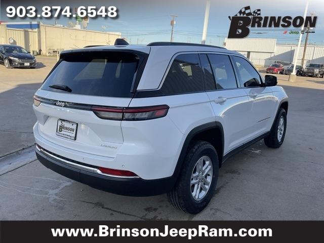 new 2025 Jeep Grand Cherokee car, priced at $37,625