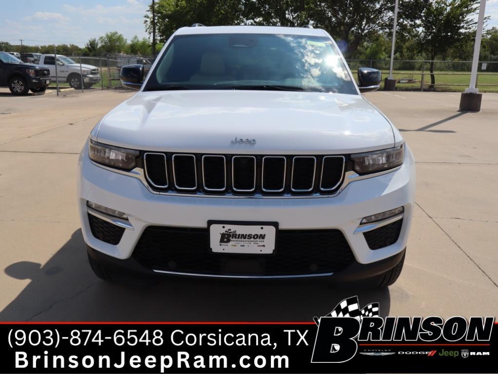 new 2025 Jeep Grand Cherokee car, priced at $44,547