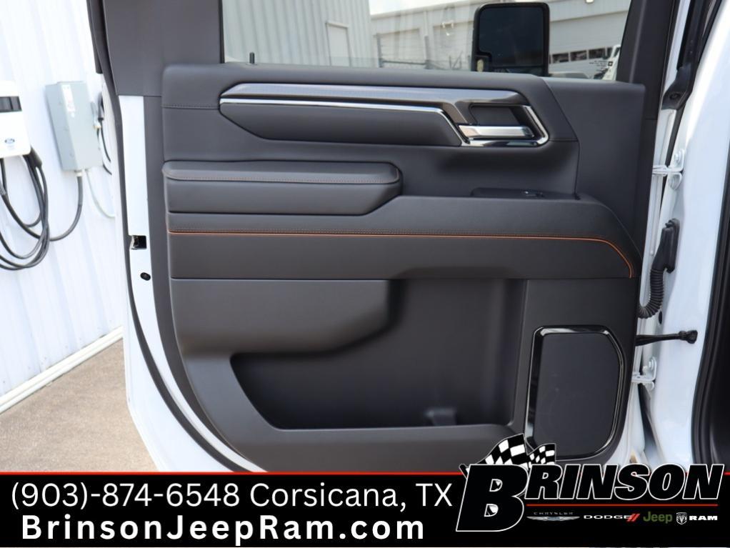 used 2024 GMC Sierra 2500 car, priced at $65,789